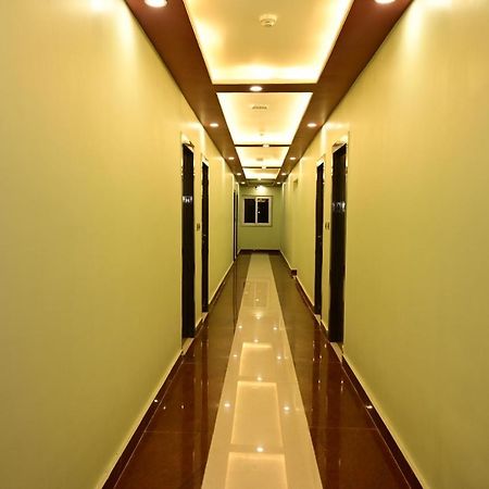 Hotel Gm International Bodhgaya Bagian luar foto