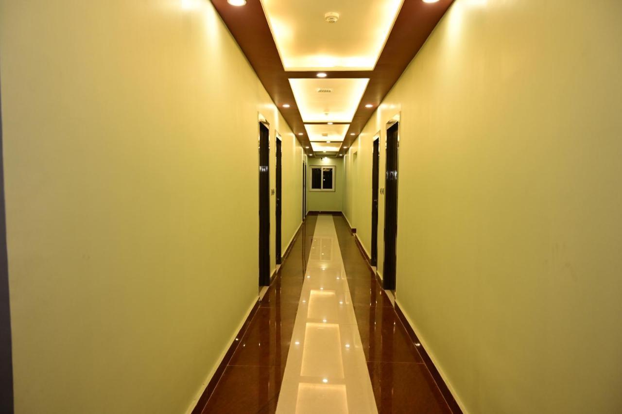 Hotel Gm International Bodhgaya Bagian luar foto