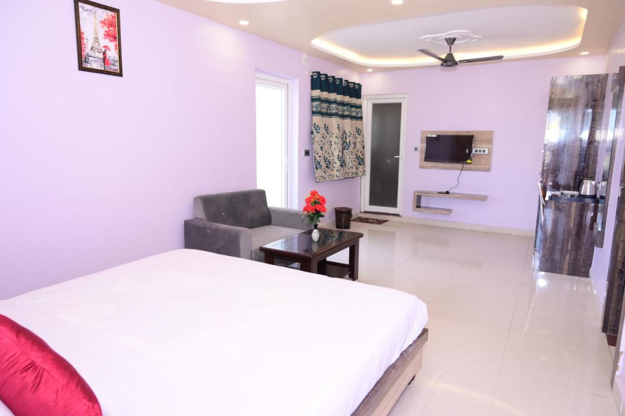 Hotel Gm International Bodhgaya Bagian luar foto
