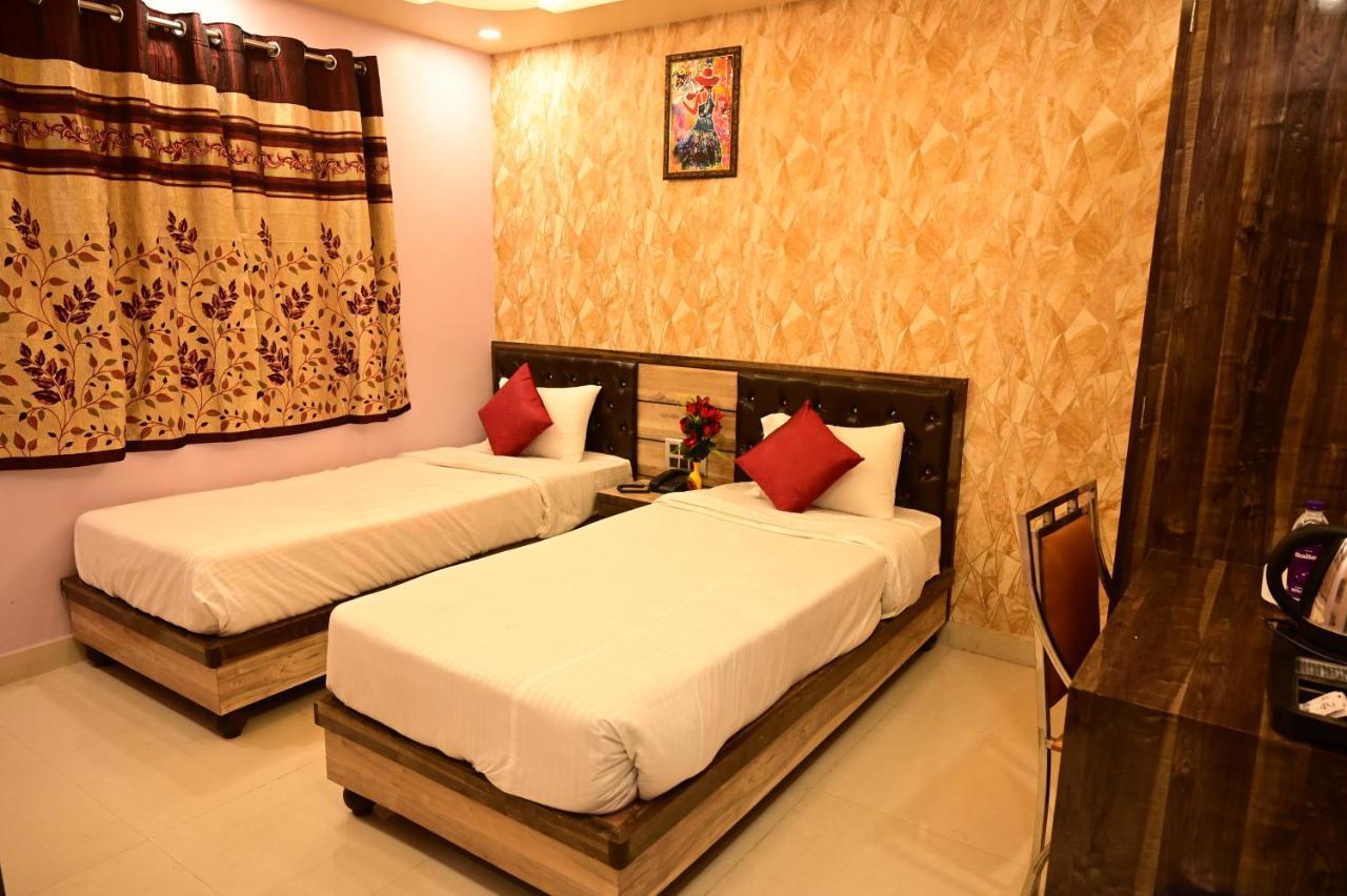 Hotel Gm International Bodhgaya Bagian luar foto